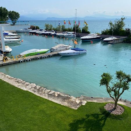 Sirmio Apartments - Darsena Stay Sirmione Zewnętrze zdjęcie
