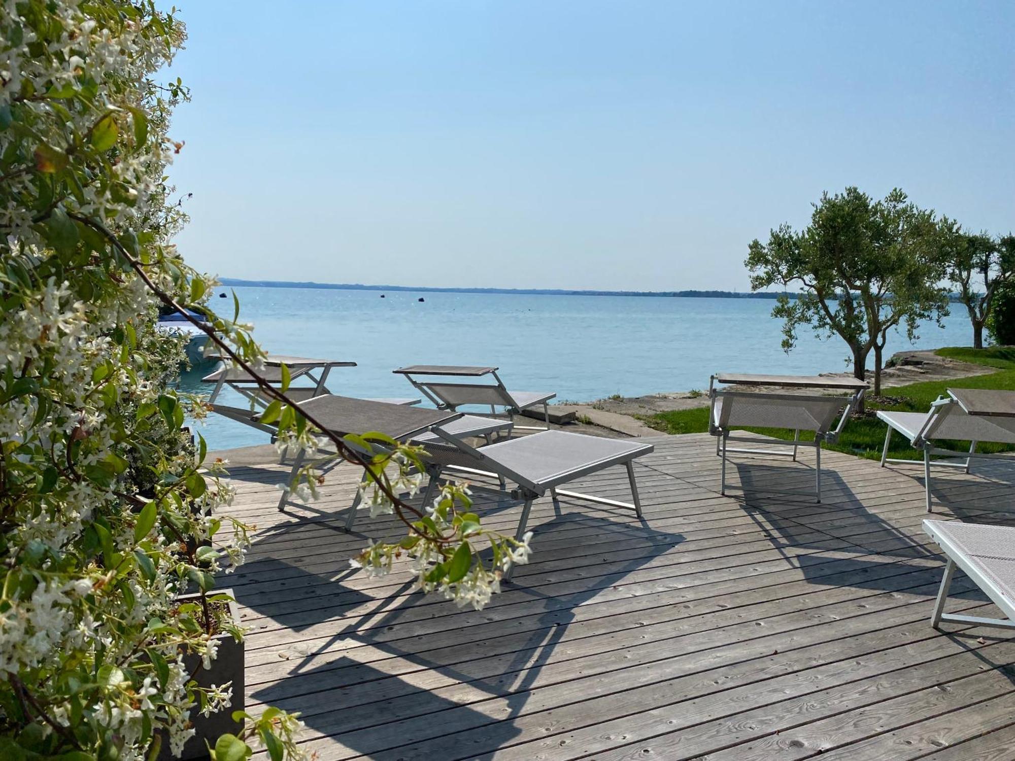 Sirmio Apartments - Darsena Stay Sirmione Zewnętrze zdjęcie