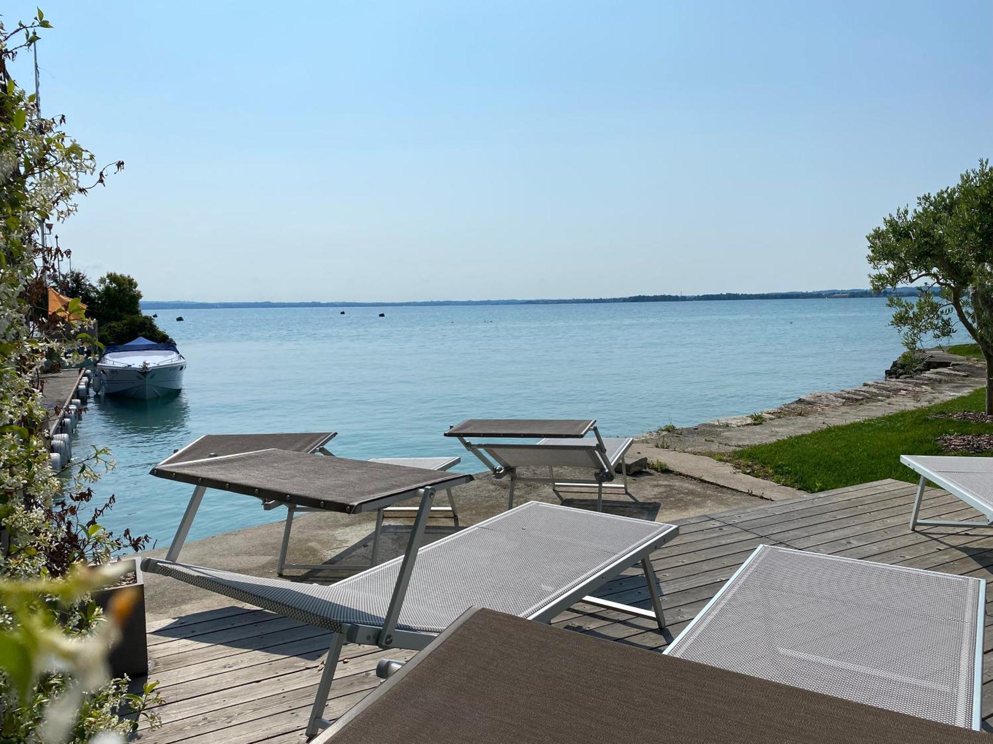 Sirmio Apartments - Darsena Stay Sirmione Zewnętrze zdjęcie