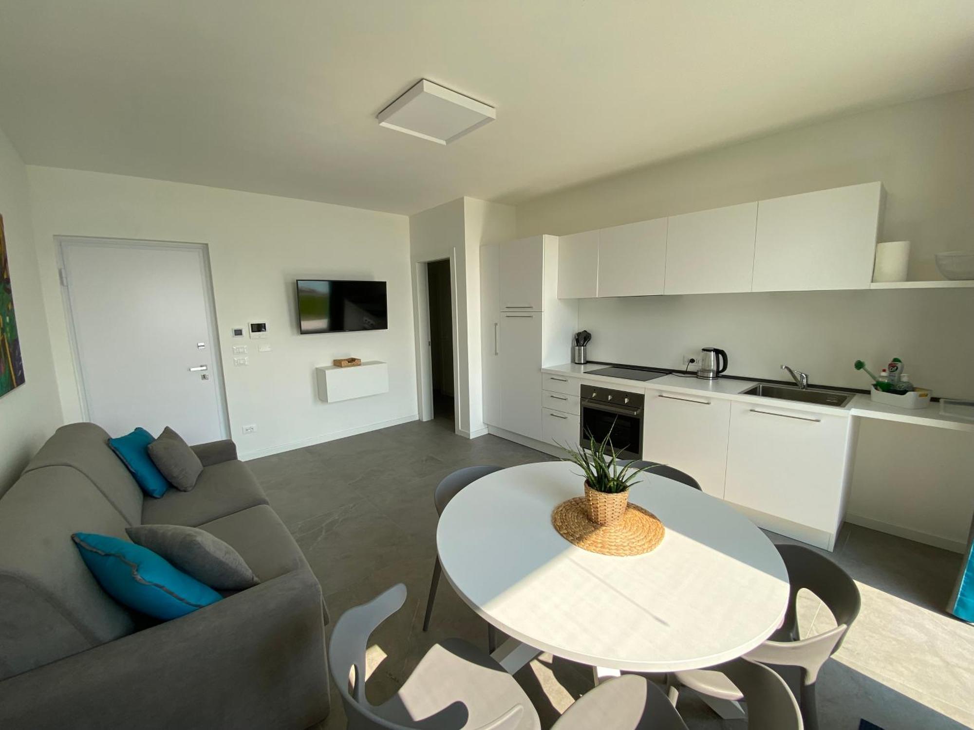 Sirmio Apartments - Darsena Stay Sirmione Zewnętrze zdjęcie