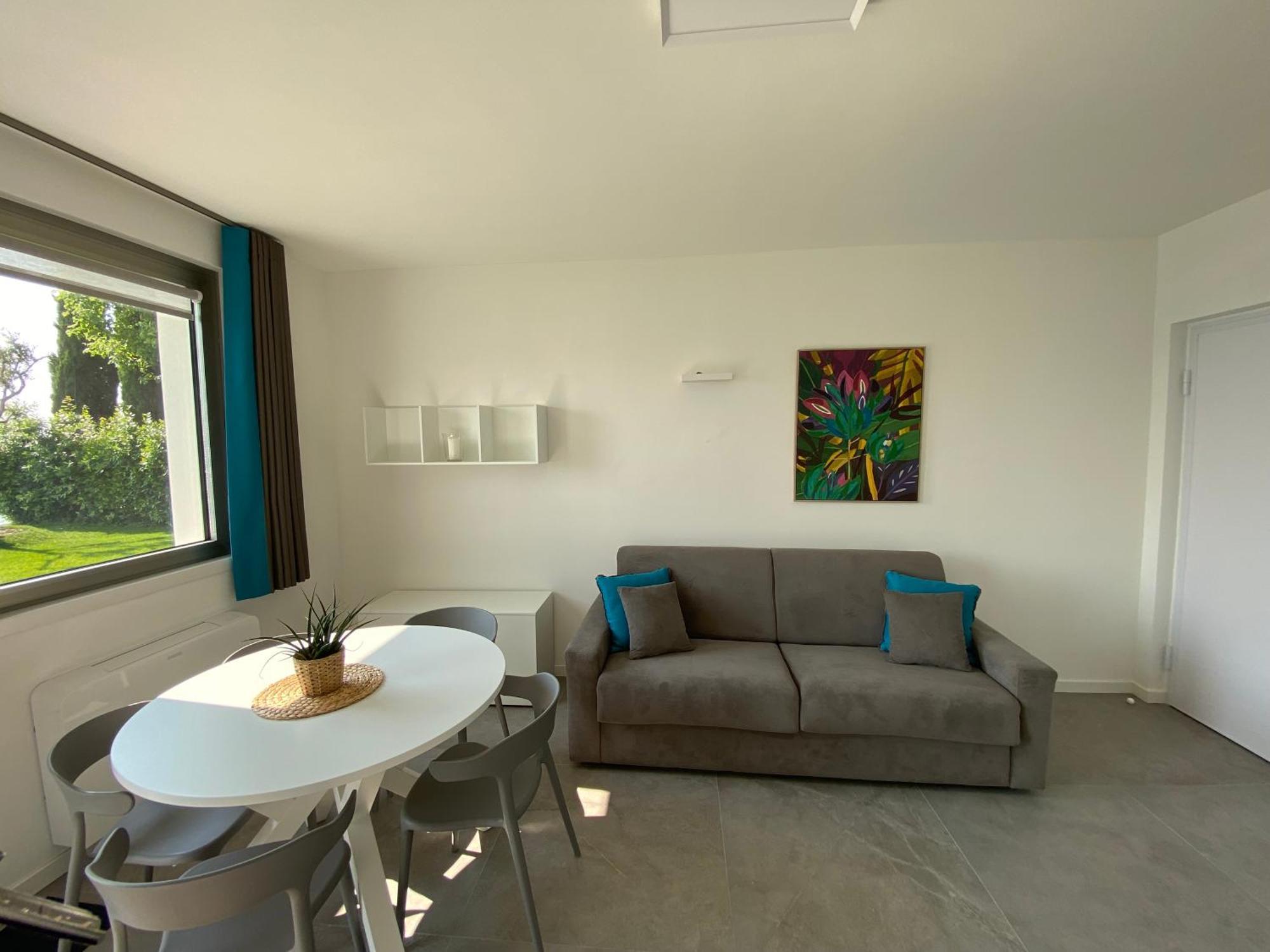Sirmio Apartments - Darsena Stay Sirmione Zewnętrze zdjęcie