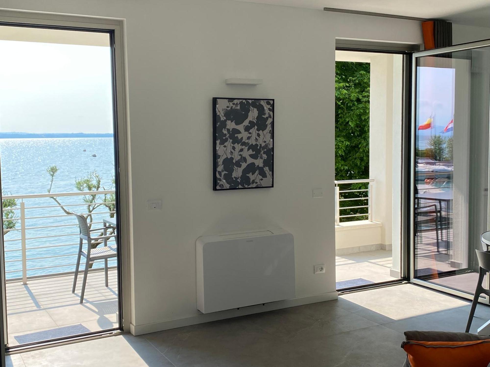 Sirmio Apartments - Darsena Stay Sirmione Zewnętrze zdjęcie